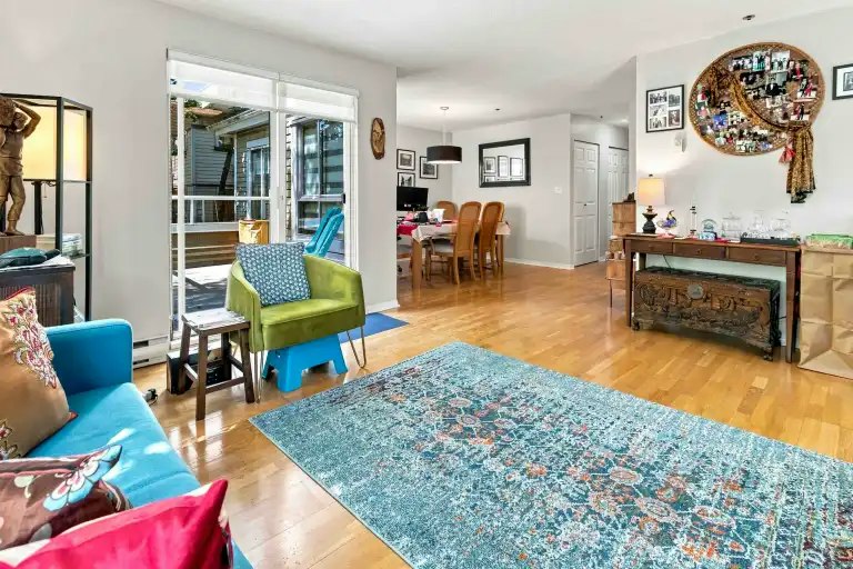 3220 West 4th Avenue, Vancouver, BC, V6K 1R9 - 3
