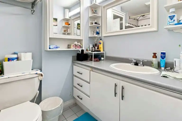 3220 West 4th Avenue, Vancouver, BC, V6K 1R9 - 11