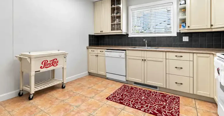 3220 West 4th Avenue, Vancouver, BC, V6K 1R9 - 8