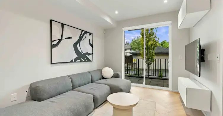 795 West 49th Avenue, Vancouver, BC, V5Z 0A1