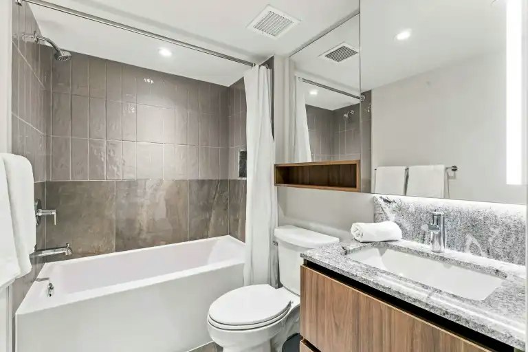 795 West 49th Avenue, Vancouver, BC, V5Z 0A1 - 9
