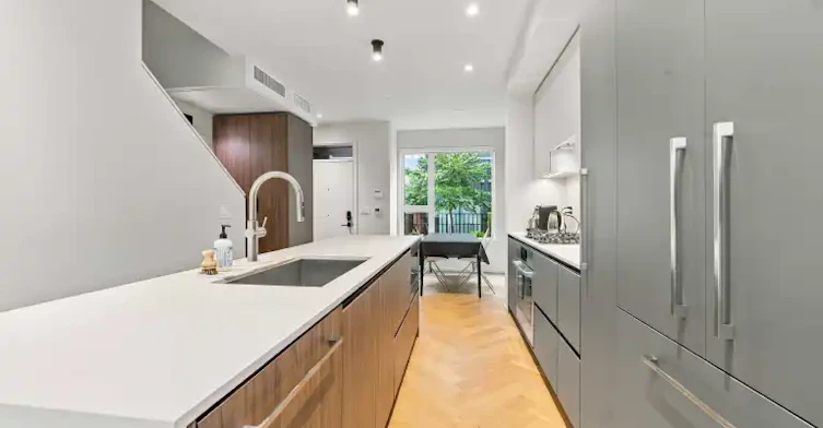 795 West 49th Avenue, Vancouver, BC, V5Z 0A1 - 5