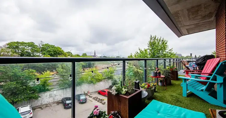 369 Sorauren Avenue, Toronto, ON, M6R 3C1 - 9