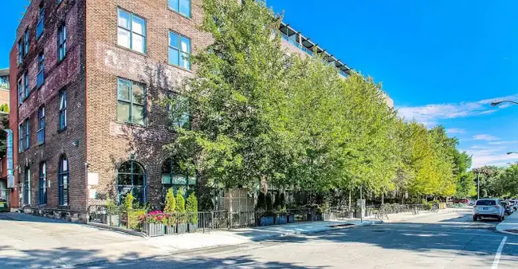 369 Sorauren Avenue, Toronto, ON, M6R 3C1 - 17