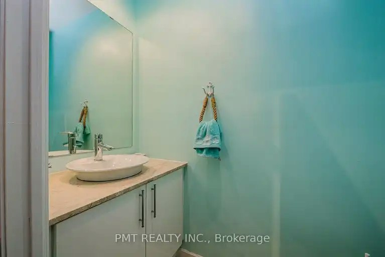 369 Sorauren Avenue, Toronto, ON, M6R 3C1 - 11