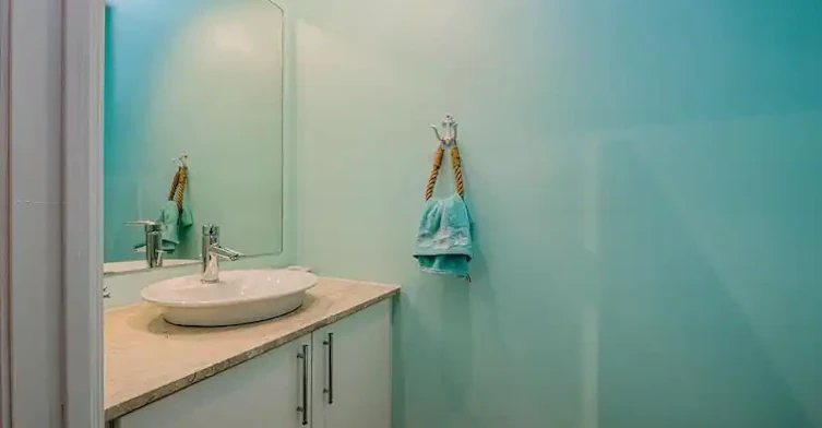 369 Sorauren Avenue, Toronto, ON, M6R 3C1 - 11