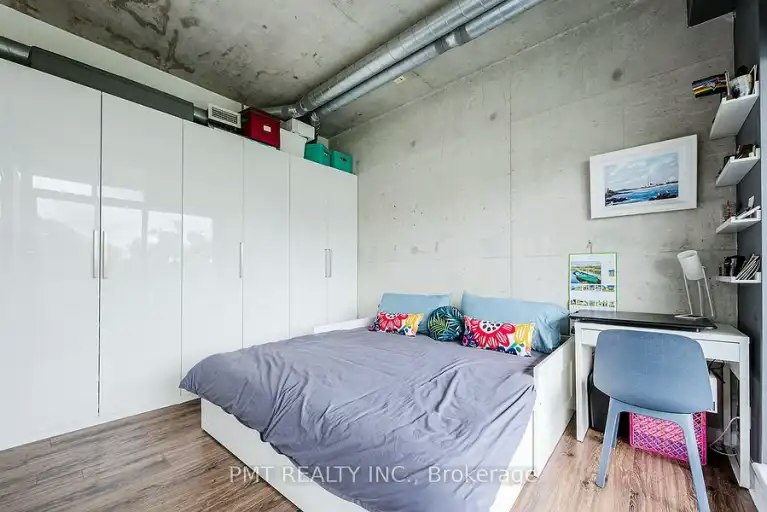 369 Sorauren Avenue, Toronto, ON, M6R 3C1 - 13