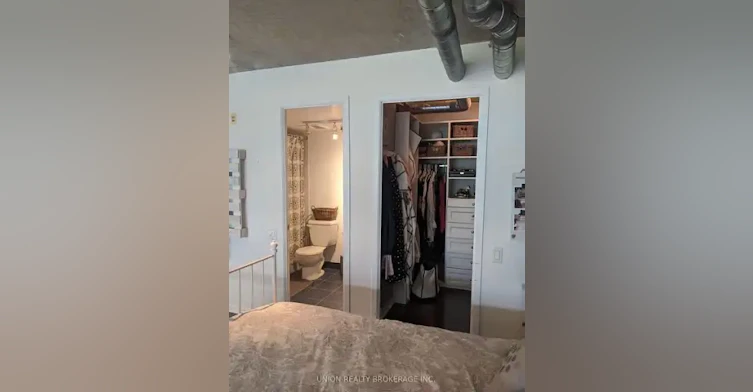 369 Sorauren Avenue, Toronto, ON, M6R 3C1 - 2