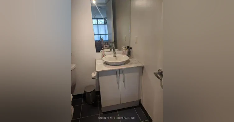 369 Sorauren Avenue, Toronto, ON, M6R 3C1 - 18