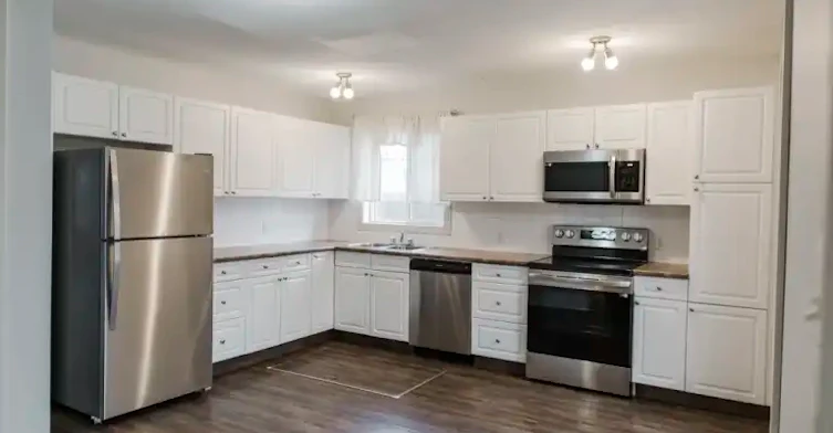 10423 102 Avenue, Grande Prairie, AB, T8V 1A3 - 6