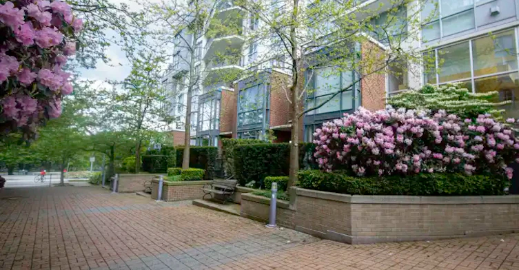 1427 West 6th Avenue, Vancouver, BC, V6H 4E9 - 11
