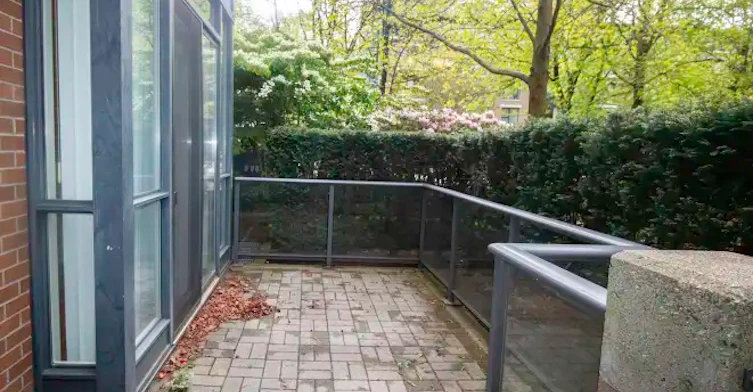 1427 West 6th Avenue, Vancouver, BC, V6H 4E9 - 8