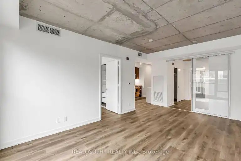 115 Larchmount Avenue, Toronto, ON, M4M 2Y6 - 6