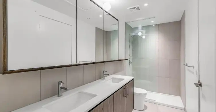 115 Larchmount Avenue, Toronto, ON, M4M 2Y6 - 5