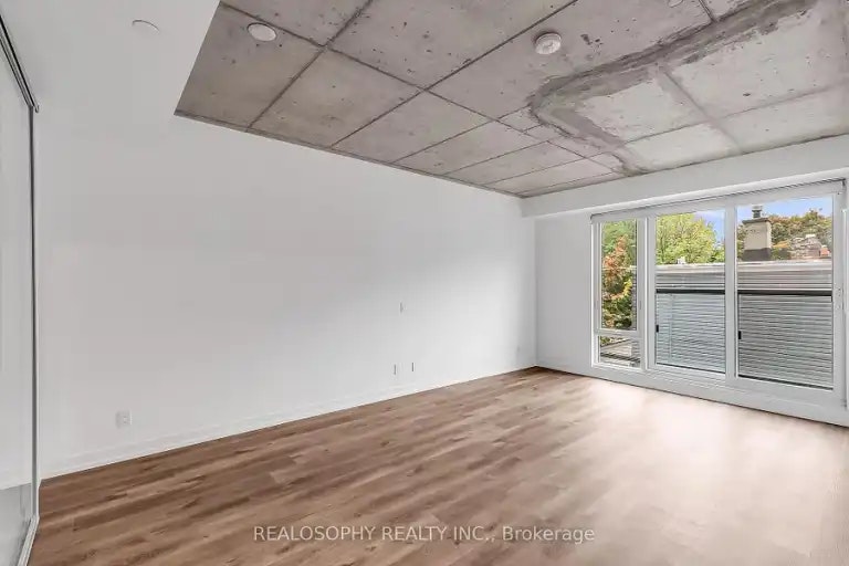 115 Larchmount Avenue, Toronto, ON, M4M 2Y6 - 4