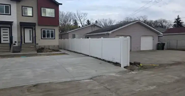 12830 125 Street Northwest, Edmonton, AB, T5L 0T9 - 4