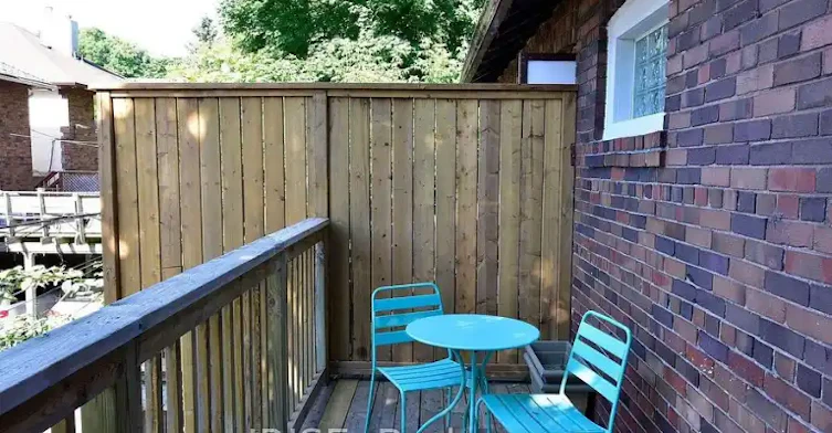 2 Selwood Avenue, Toronto, ON, M4E 1B2