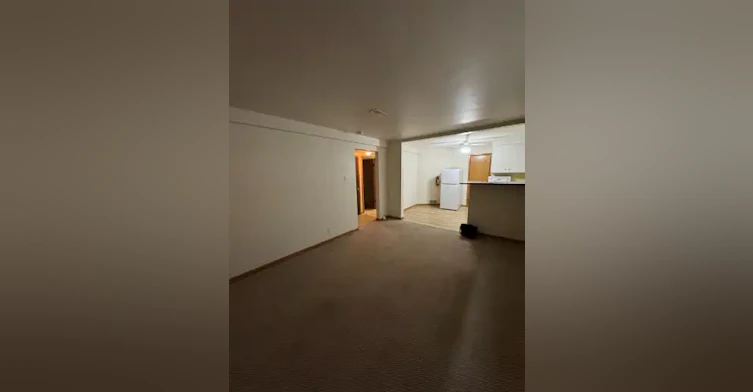 380 Deschambault Rue, Winnipeg, MB, R2H 0J8 - 4