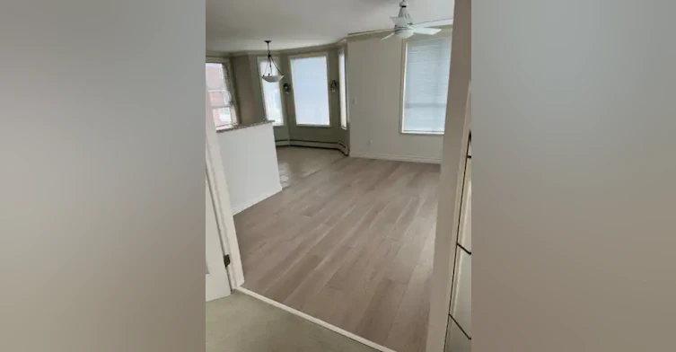 1655 Augusta Avenue, Burnaby, BC, V5A 4S8 - 2