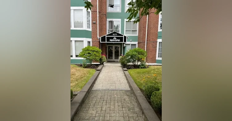 1655 Augusta Avenue, Burnaby, BC, V5A 4S8