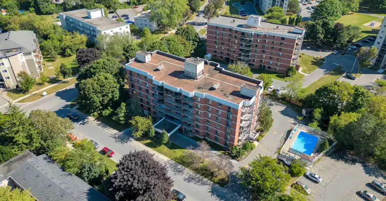 14 Greenview Drive, Kingston, ON, K7M 7T5 - 4