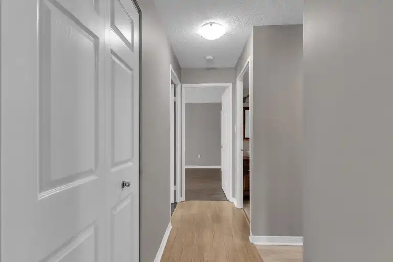 14 Greenview Drive, Kingston, ON, K7M 7T5 - 16