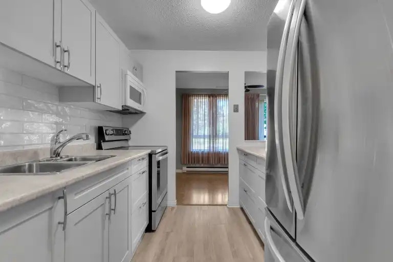 14 Greenview Drive, Kingston, ON, K7M 7T5 - 10