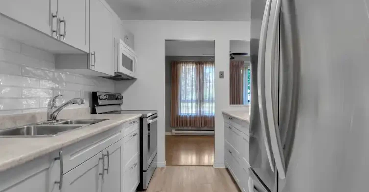 14 Greenview Drive, Kingston, ON, K7M 7T5 - 10