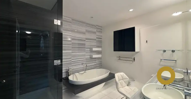 277 Thurlow Street, Vancouver, BC, V6C 0C1 - 13