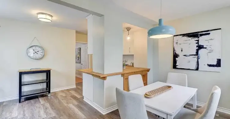 41 Hastings Avenue, Toronto, ON, M4L 2L1 - 12