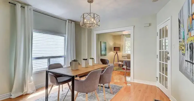 41 Hastings Avenue, Toronto, ON, M4L 2L1 - 7