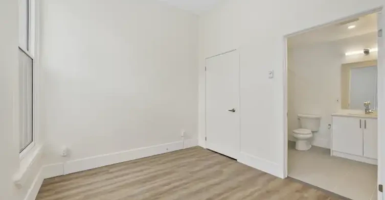 29 King Street West, Cobourg, ON, K9A 2M1 - 3