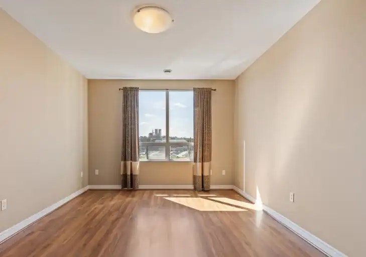 60 Wyndham Street South, Guelph, ON, N1E 7H7 - 7