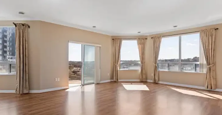 60 Wyndham Street South, Guelph, ON, N1E 7H7 - 2