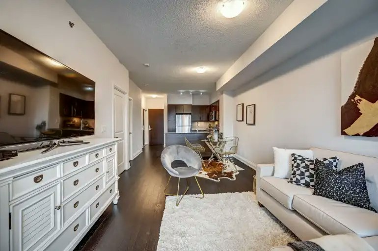 65 Speers Road, Oakville, ON, L6K 0J1 - 9