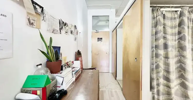 365 Dundas Street East, Toronto, ON, M5A 4R9 - 4