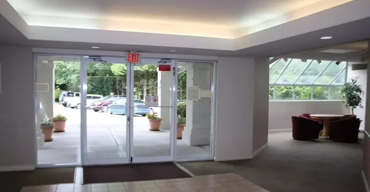 5400 200 Street, Langley, BC, V3A 8B6 - 3