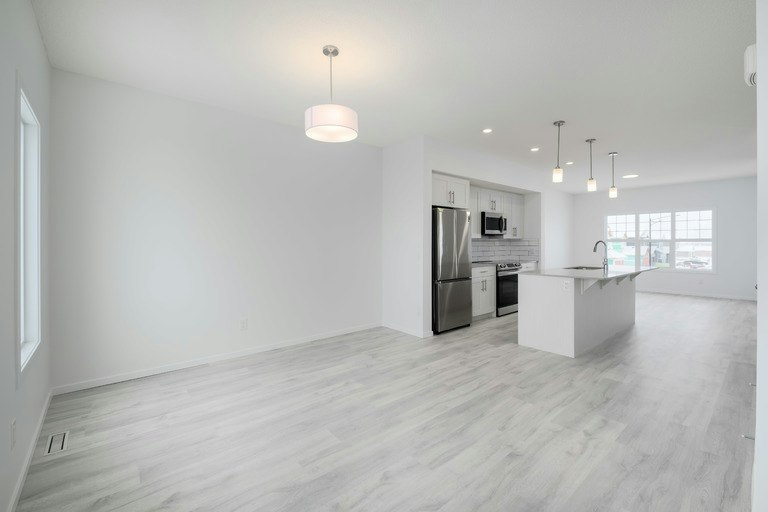 3405 119a Street Southwest, Edmonton, AB, T6W 4V3 - 7