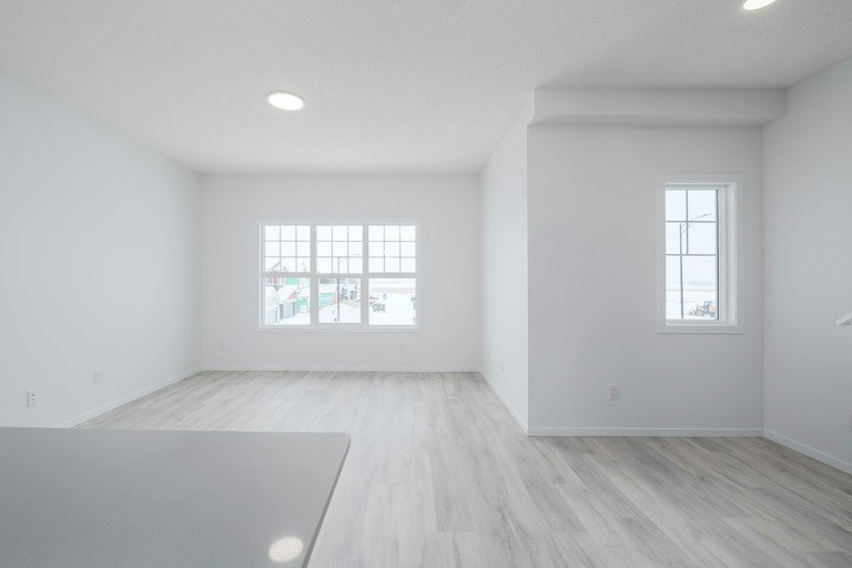 3405 119a Street Southwest, Edmonton, AB, T6W 4V3 - 9
