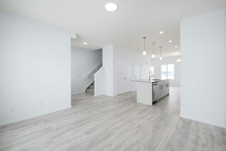 3405 119a Street Southwest, Edmonton, AB, T6W 4V3 - 11
