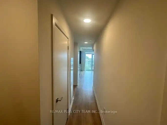 150 Logan Avenue, Toronto, ON, M4M 0E4 - 3