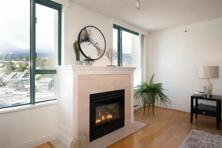 328 Taylor Way, West Vancouver, BC, V7T 2Y1 - 2