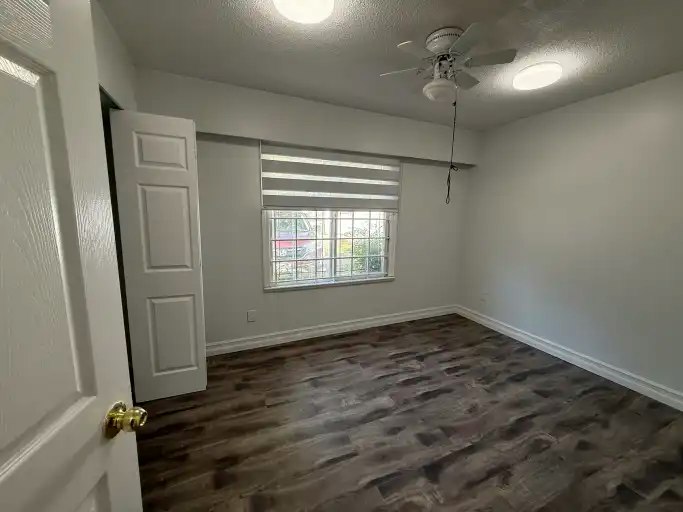 9000 128 Street, Surrey, BC, V3V 5M7 - 6
