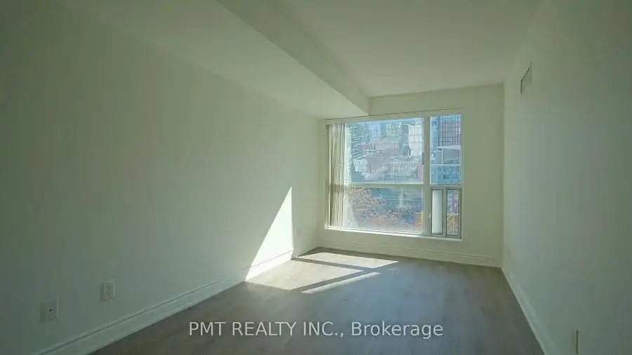 230 King Street East, Toronto, ON, M5A 1J7 - 5