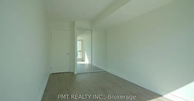 230 King Street East, Toronto, ON, M5A 1J7 - 4