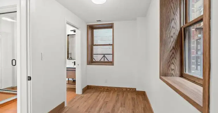 663 Greenwood Avenue, Toronto, ON, M4J 1M6