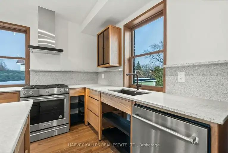 663 Greenwood Avenue, Toronto, ON, M4J 1M6 - 12