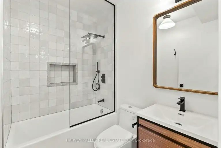 663 Greenwood Avenue, Toronto, ON, M4J 1M6 - 5