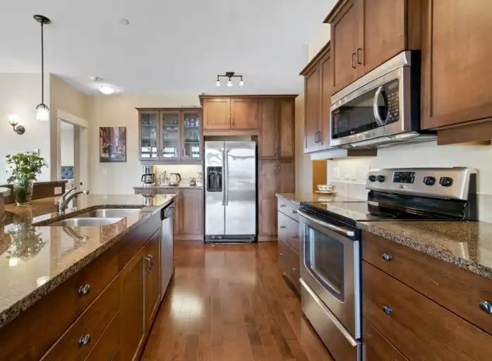 795 Mcgill Road, Kamloops, BC, V2C 0B7 - 2