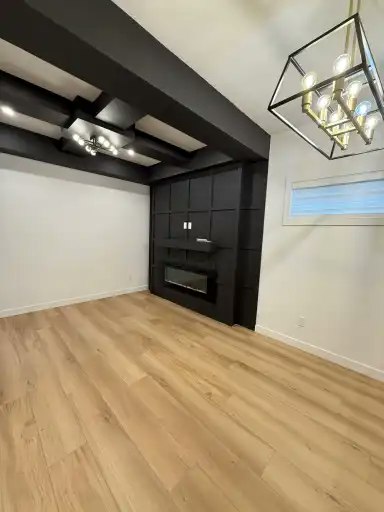 9638 109a Avenue Northwest, Edmonton, AB, T5H 1G5 - 12